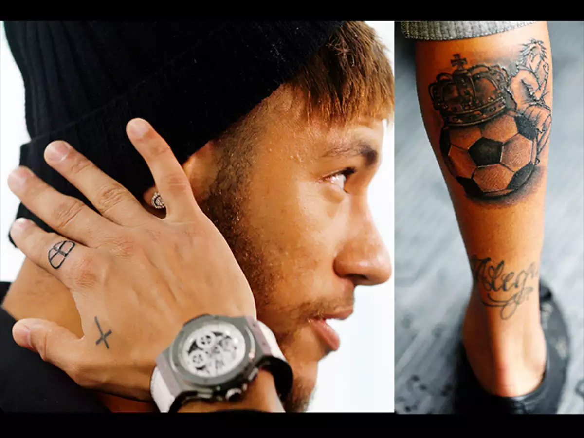 ‘Right-hand’ Tattoo of neymar